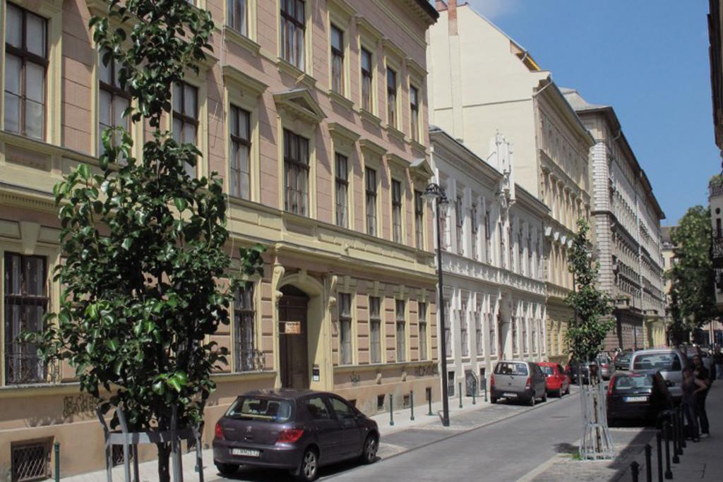Homelike Luxury Flat On Gyulai Pal Budapest Exterior photo